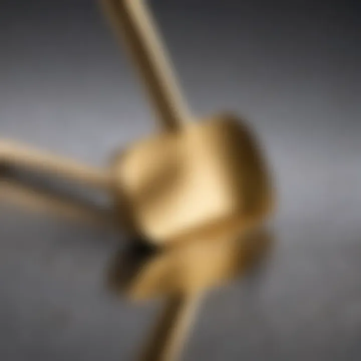 Close-up of the Di Oro spatula highlighting its materials and finish